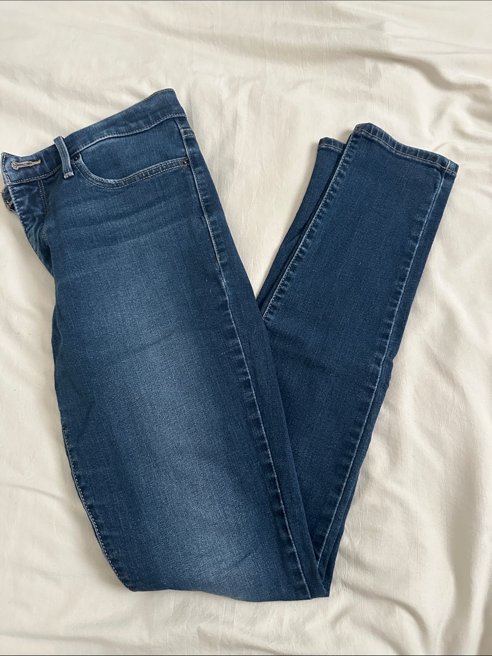 Levi’s 311 Shaping Skinny
